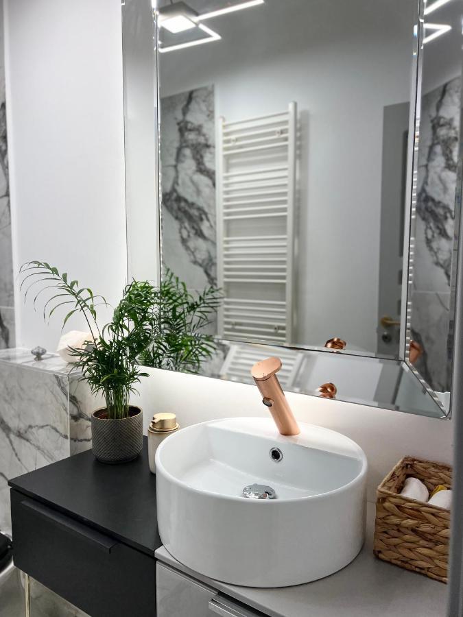 Musai Apartment Брашов Екстериор снимка